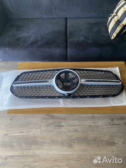 Решетка Mercedes GLE