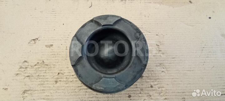 Поршень Renault Magnum 3 2002 P5282H00