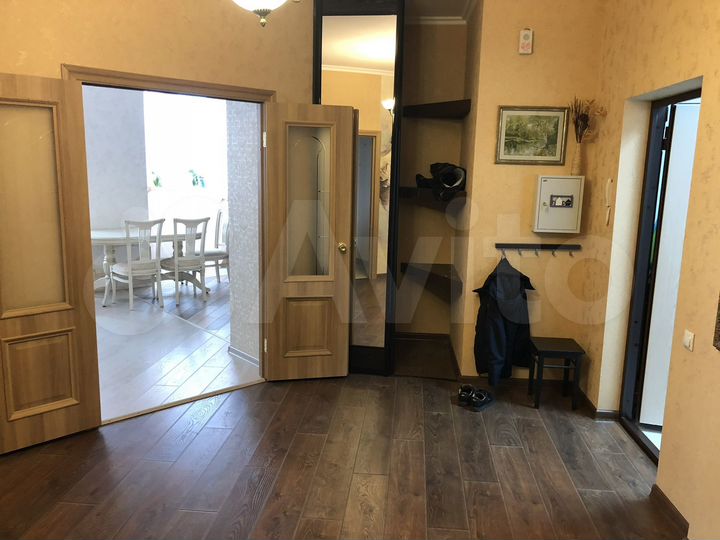 3-к. квартира, 100 м², 13/16 эт.