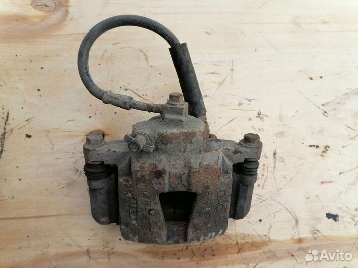 Суппорта передние Ланос