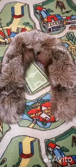 Меховой воротник чернобурка