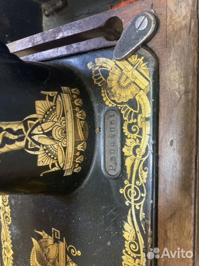 Швейная машинка singer