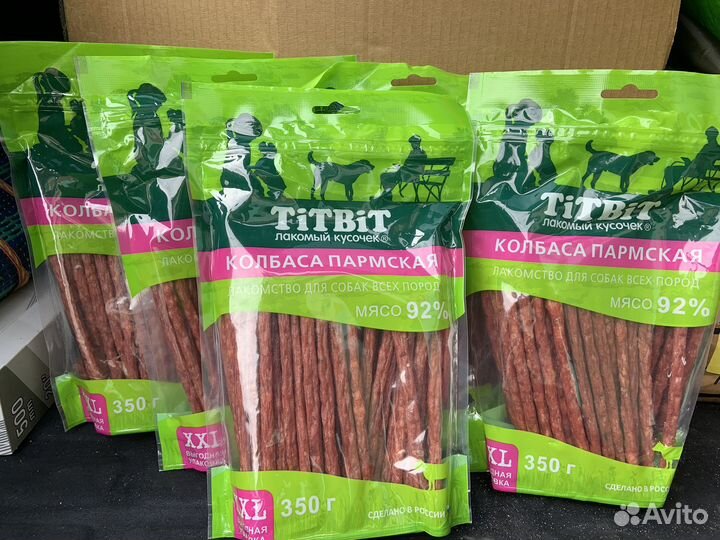 Корм и лакомства для собак