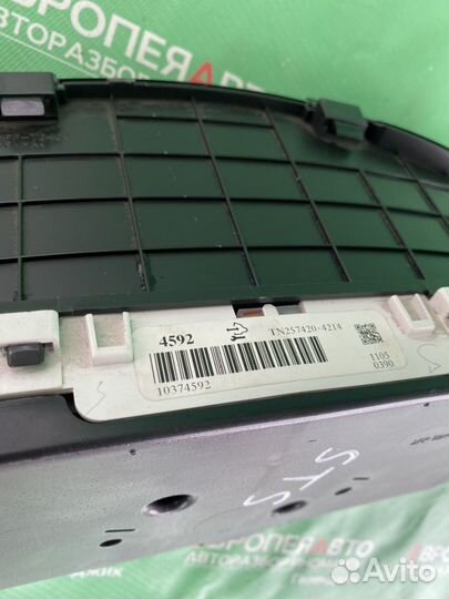 Приборная панель Cadillac STS 2002-2007 4,6л