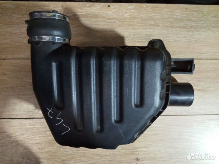 Корпус воздушного фильтра Opel Antara 2007
