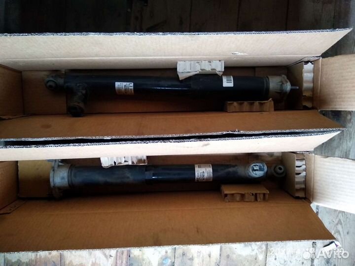 Амортизаторы задние mercedes е 500