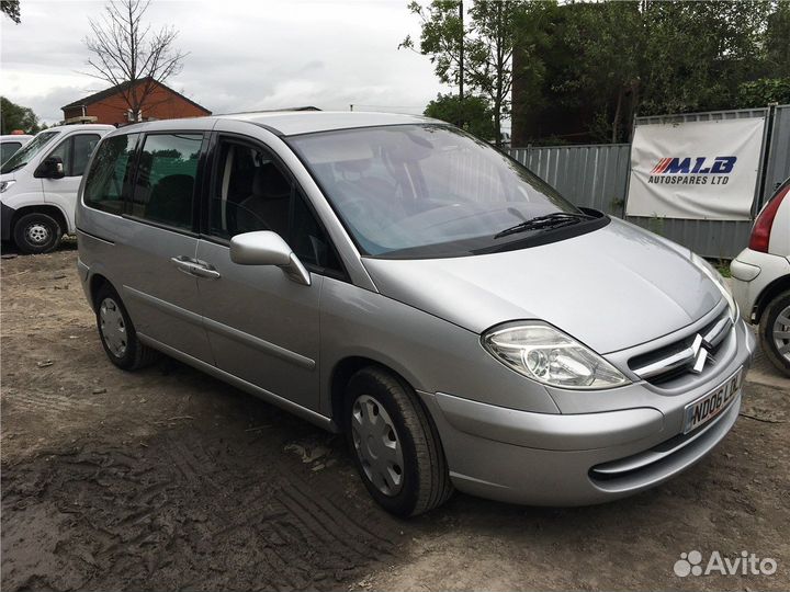 Разбор на запчасти Citroen C8