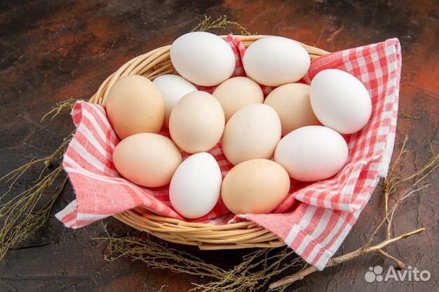 Яйцо домашнее