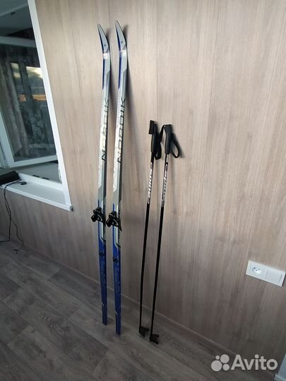 Лыжи и лыжные палки