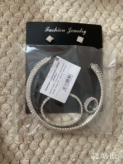 Комплект бижутерии