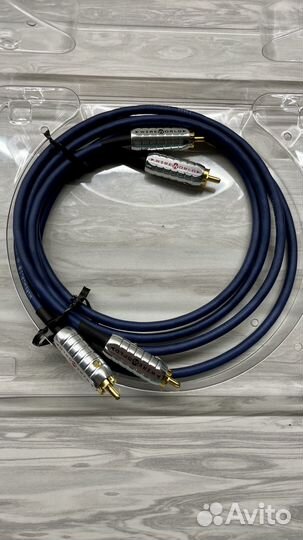 Кабель межблочный RCA-RCA Wire World Luna 8