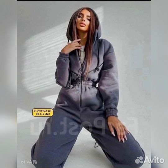 Комбинезон женский