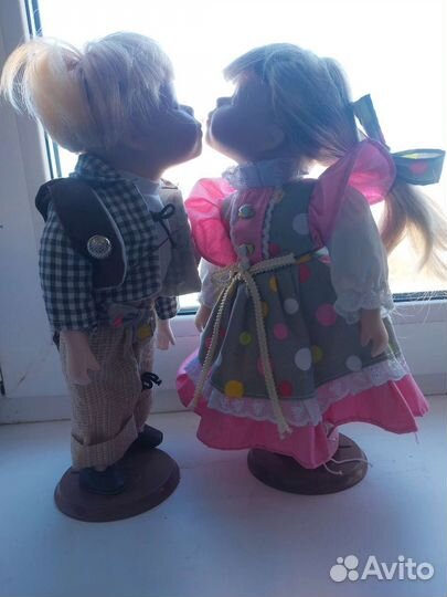Кукла фарфоровая коллекционная