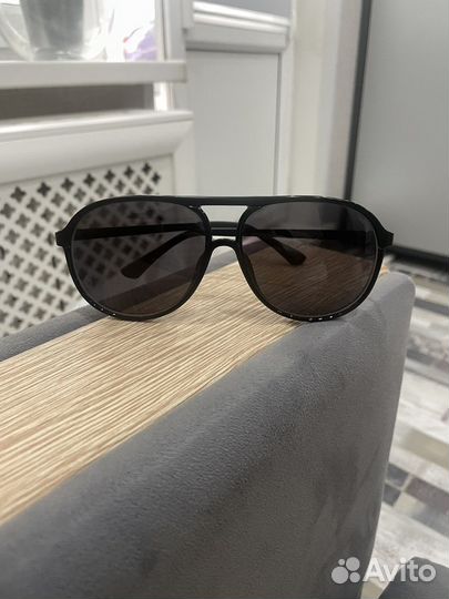 Очки солнцезащитные