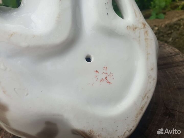 Фарфоровая статуэтка leopard