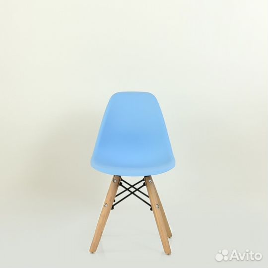 Barneo Стул детский N-1 Eames Style, голубой. До 70кг