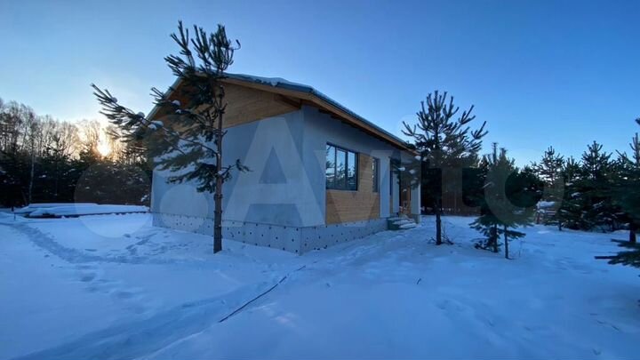 Коттедж 105 м² на участке 10 сот.