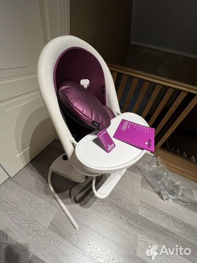 Стульчик для кормления mima moon