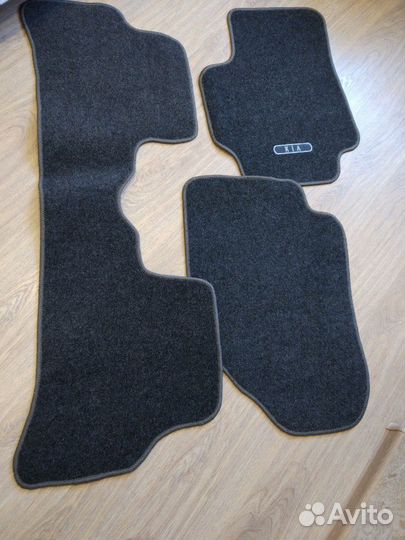 Коврики Kia Sorento 1