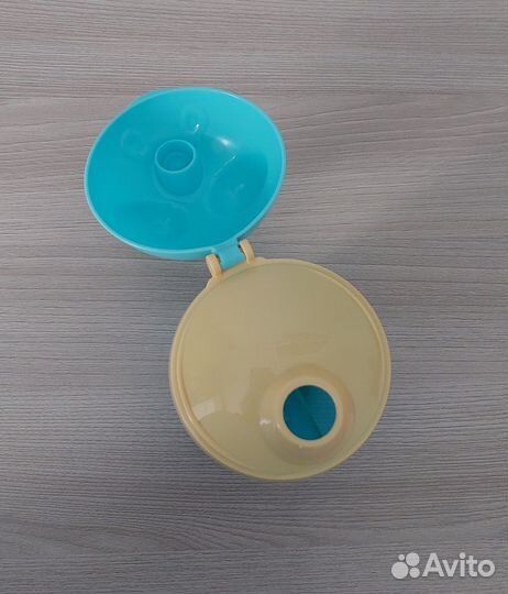 Контейнер-дозатор для молочной смеси