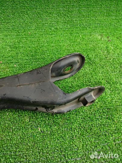 Рычаг продольный задний левый Suzuki Grand