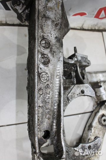 Балка подмоторная BMW 31116782457 BMW 7-serie E65