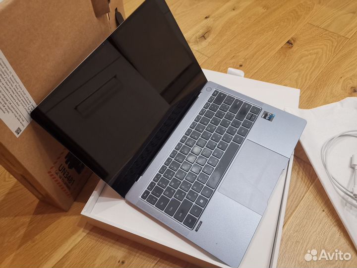 Huawei MateBook X PRO mrgf-x i7 1260p, 16gb, 1TB