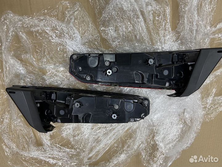 Фонарь в крышку багажника задний Bmw 8 series