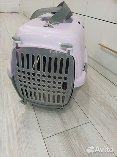 Переноска для животных пластиковая бу