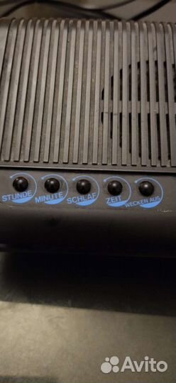 Винтажные часы-радио Poppy