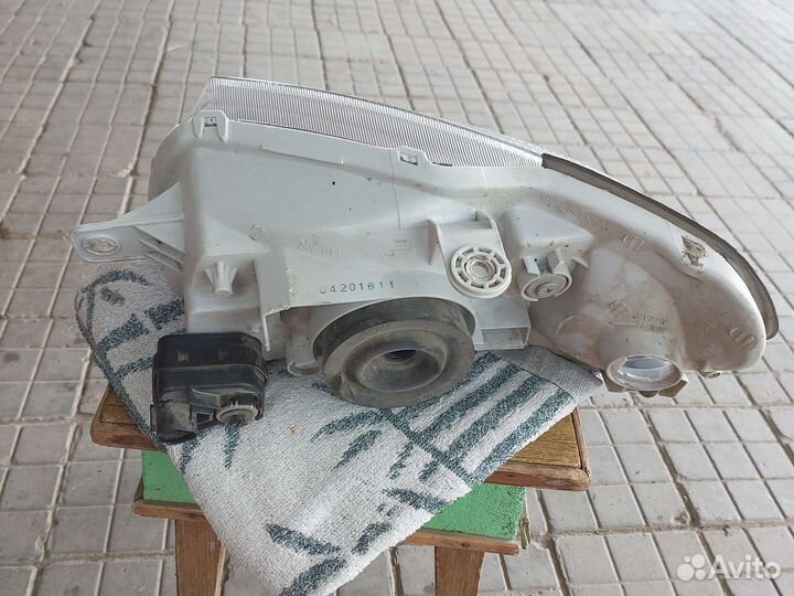 Фара правая Hyundai accent