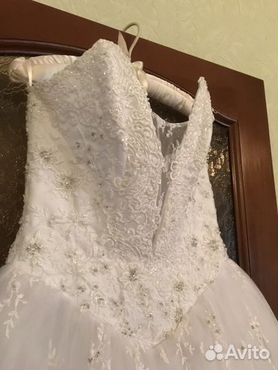 Свадебное платье р. 44-48