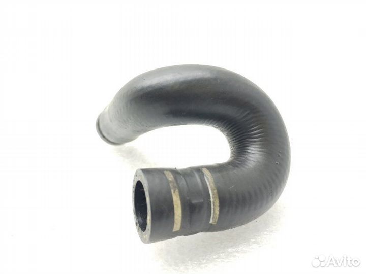 Патрубок системы охлаждения Mercedes-Benz E-Class