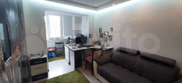 2-к. квартира, 56 м², 1/5 эт.