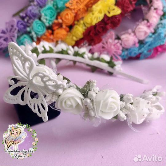 Ободок из искусственных цветов