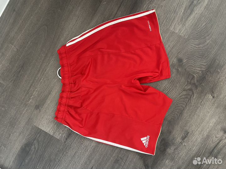 Шорты adidas liverpool