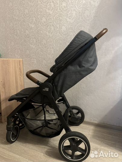 Прогулочная коляска britax romer