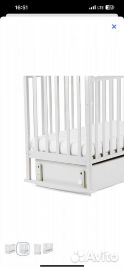 Детская кроватка с маятником