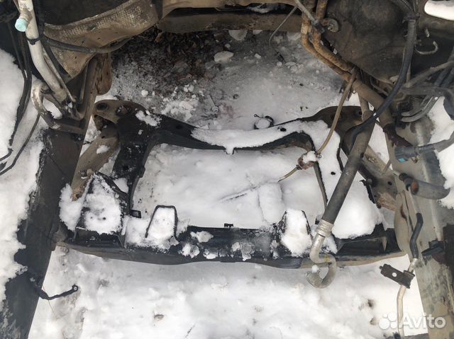 Подрамник на Hyundai Grand Starex/Н1 2.5л/дизель