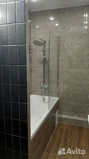 Ремонт ванной комнаты. Кафельщик