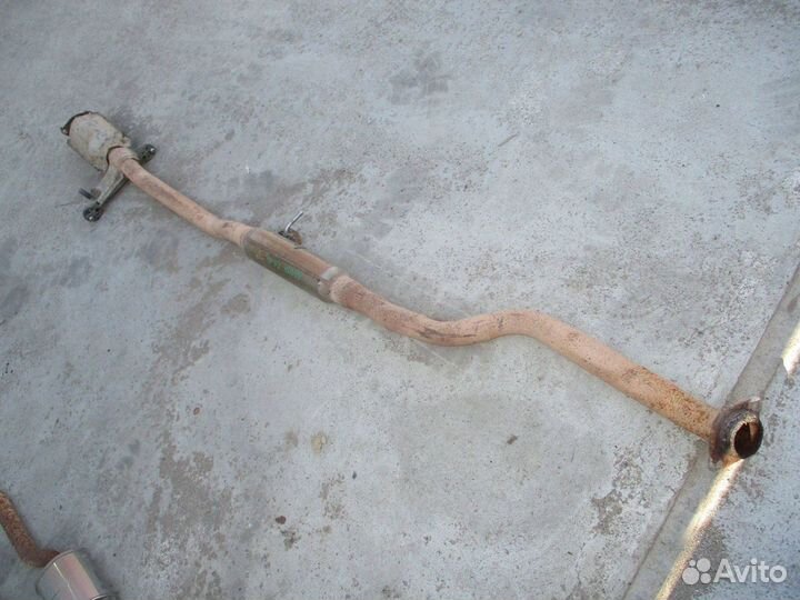 Средняя часть глушителя Mazda CX-7