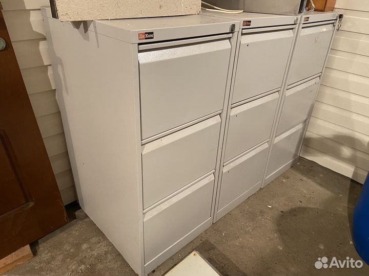 Ящик металлический диком