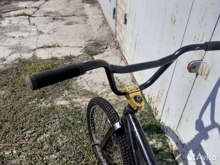 Трюковой велосипед bmx