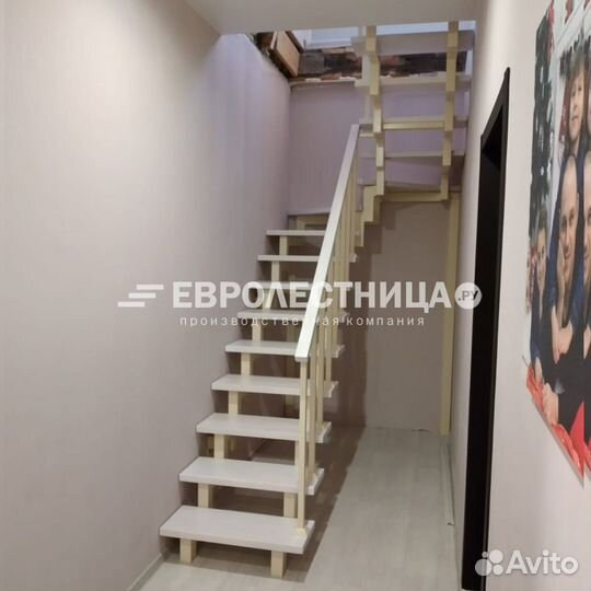 Лестница на металлокаркасе
