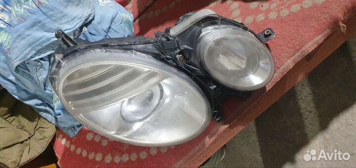 Передние фары Мерседес w211 рестайлинг