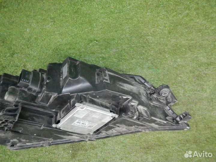 Фара левая Skoda Octavia