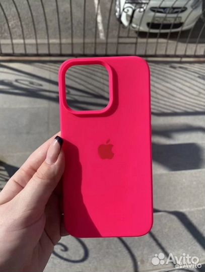 Чехол на iPhone 13 про