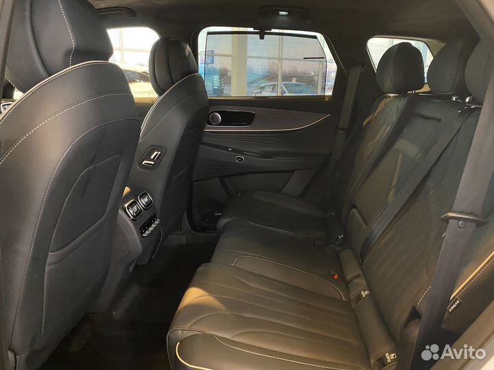 JAECOO J8 2.0 AMT, 2024