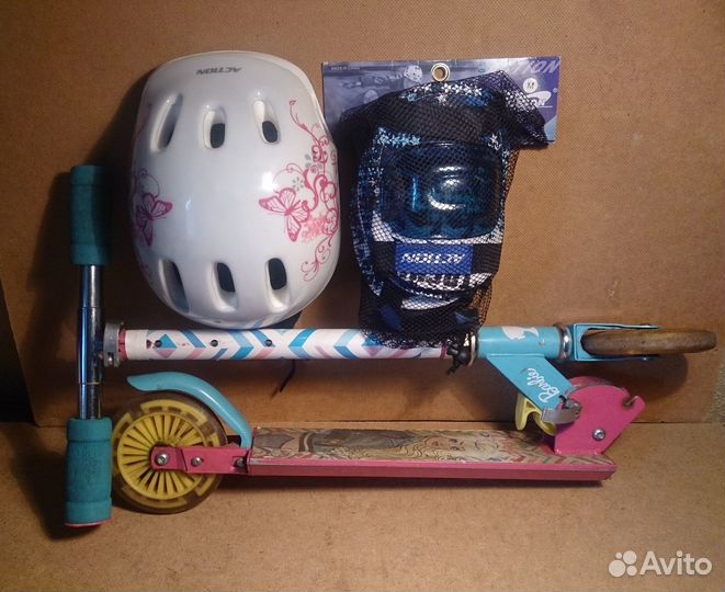 Самокат детский, шлем, защита