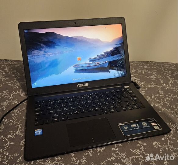 Ноутбук Asus F402c